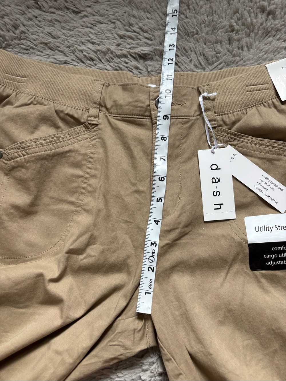 NWT Dash Khaki Cargo Capris size Large - Picture 6 of 8
